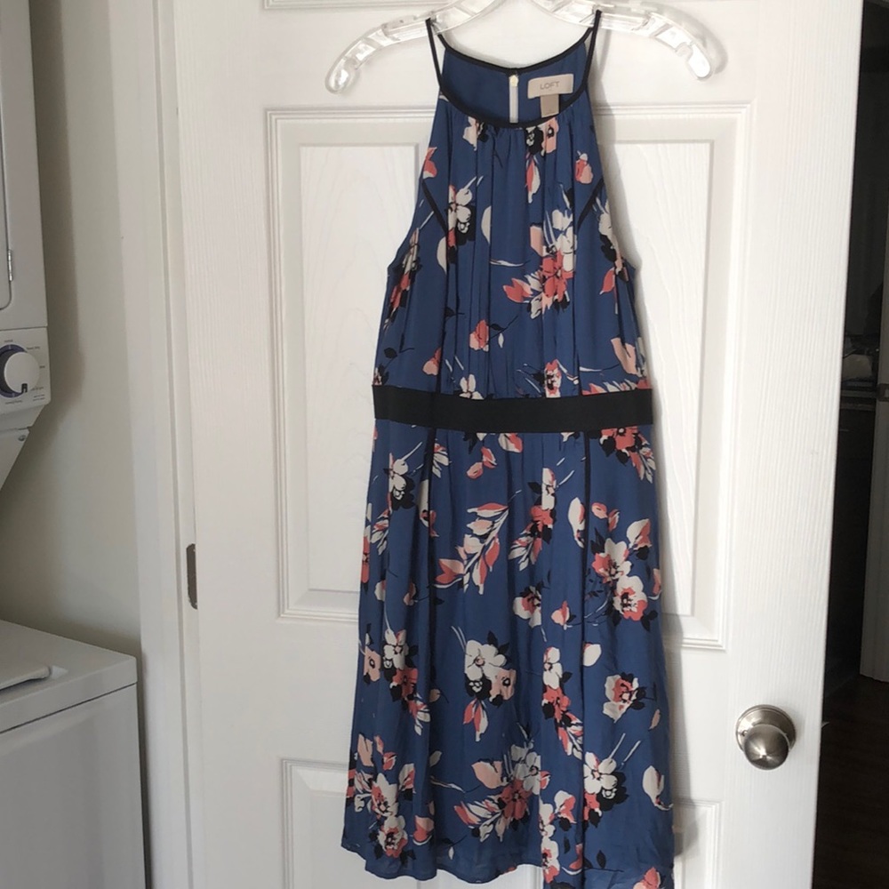 Loft Size 4 Blue/Pink Floral Dress